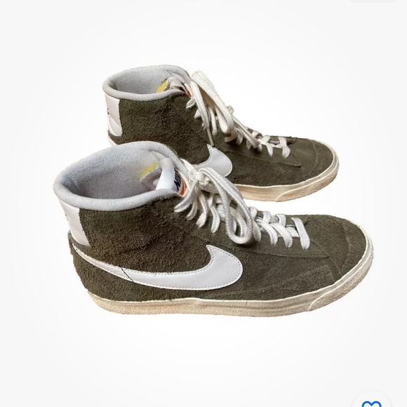 Nike Blazer Mid ‘77 vintage Men’s 9 Shoe Olive /Coconut - Picture 14 of 14
